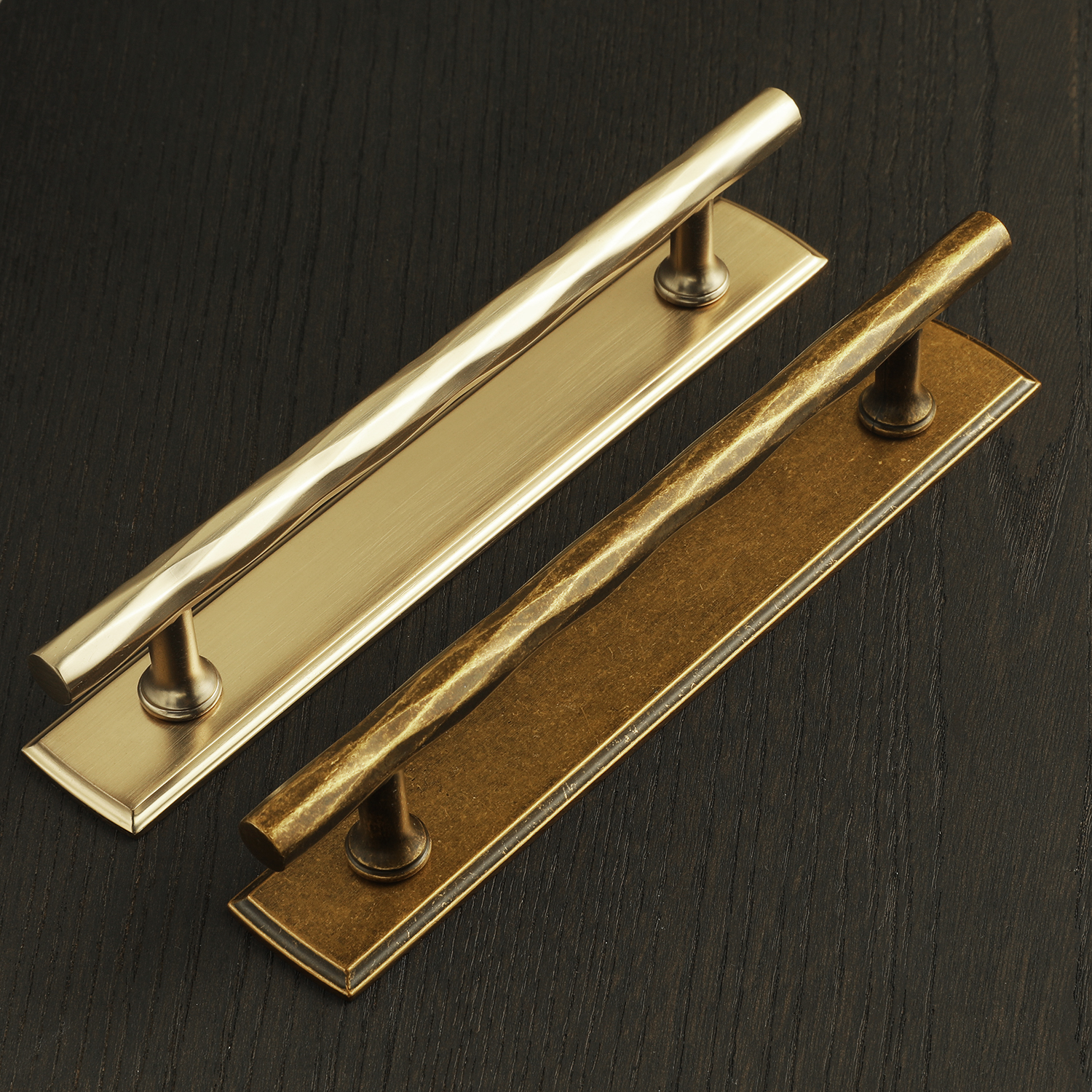 Furniture Hardware With Backplate - Goo-Ki Antique Brass Rhombus Cabinet Handles