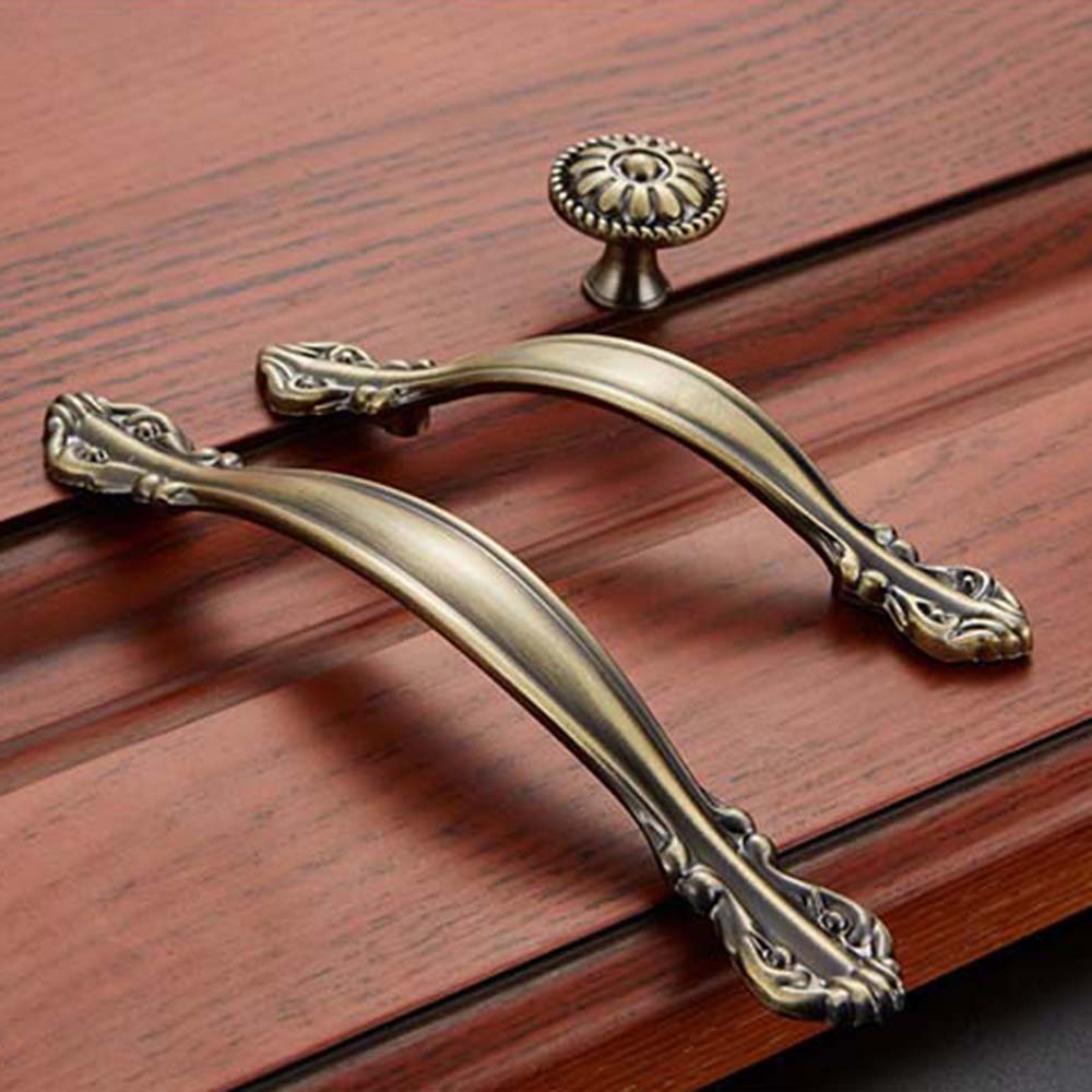 Vintage Bronze Wardrobe Dresse - مراجعة Furniture Hardware Knobs وسعره