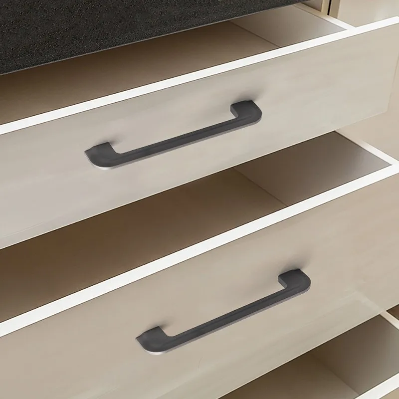 Black Extended Wardrobe Door H - مراجعة Quality Furniture Hardware وسعره