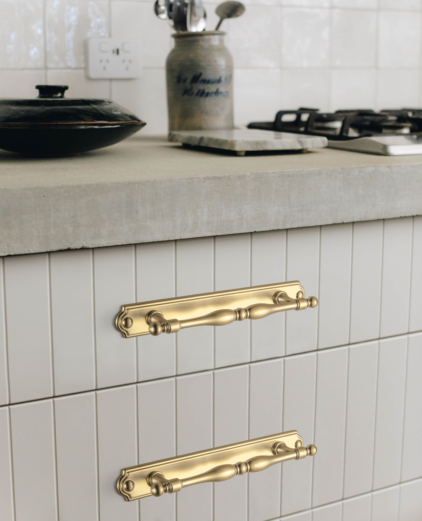 Goo-Ki Champagne Bronze Cabine - مراجعة Furniture Hardware With Backplate وسعره