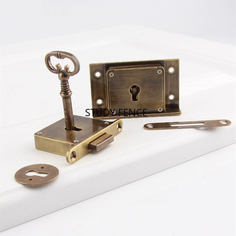 1PC Antique Metal Drawer Lock  - مراجعة Furniture Hardware Lock وسعره