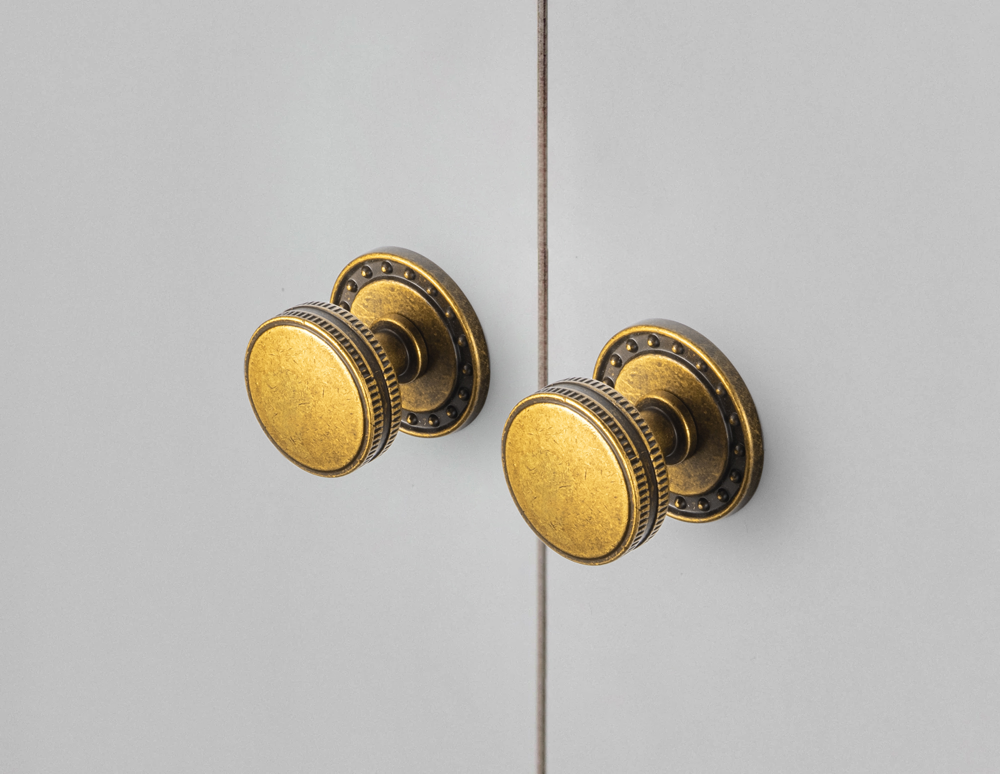Goo-Ki Vintage Brass Cabinet P - مراجعة Furniture Hardware With Backplate وسعره